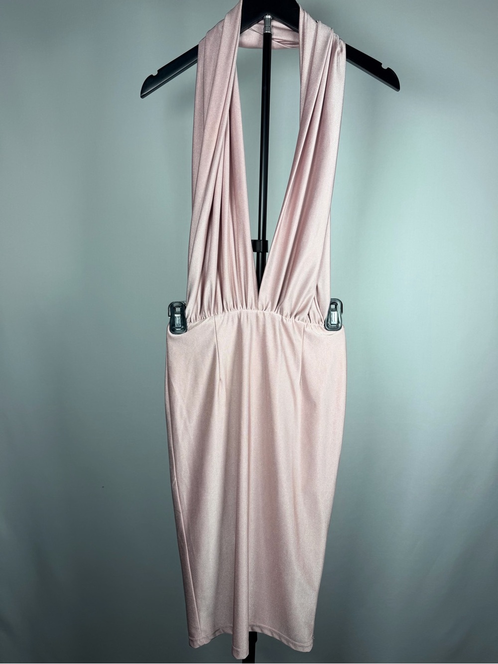 L'ATISTE Light Blush Pink Backless Deep V Midi Dress